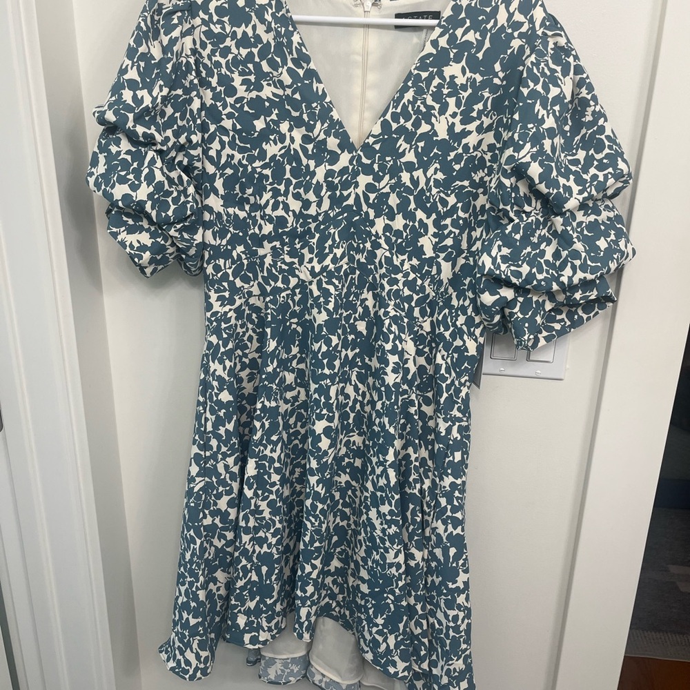 NWT - 1.STATE brand women’s size Large Floral puff sleeve mini Dress
